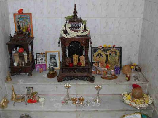 How To Invite Goddess Lakshmi Into Your Home This Diwali