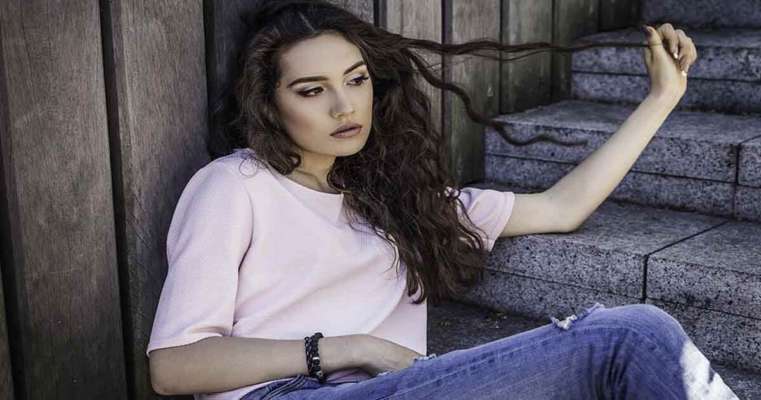 Scalp Feeling Greasy Surprising Reasons Your Hair Is Crazy Oily