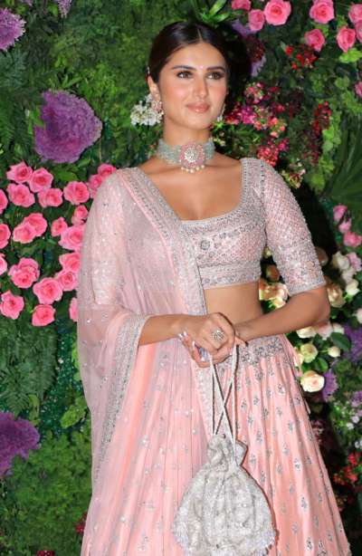 Tara Sutaria arrives on the marriage ceremony of her brother's brother