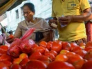 Tomato Rate: टमाटर क्यों हुआ 'लाल' और कब नीचे आएंगे दाम! सरकार की तरफ से आया ये जवाब