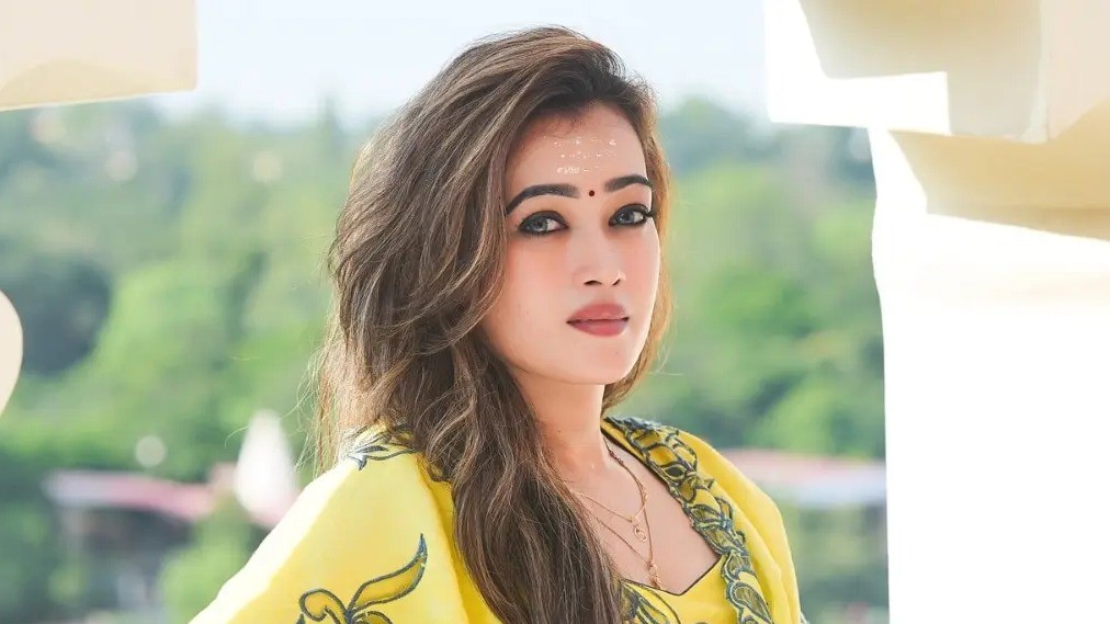 'सुसाइड नोट में लिखकर जाऊंगी कि किसने मेरे साथ क्या किया...' महाकुंभ में वायरल हुई हर्षा रिछारिया ने दी सुसाइड की धमकी