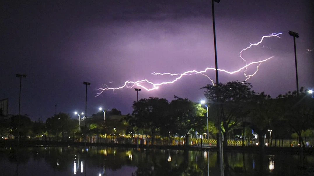 Lightning strikes kill 11, injures two in Bengal's Malda district