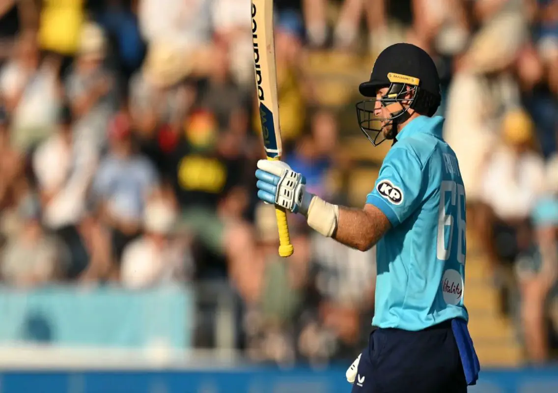Joe Root 99 helps England beat India in 2nd ODI | Dailyhunt