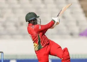3rd WODI: Zimbabwe all out for 131 against India