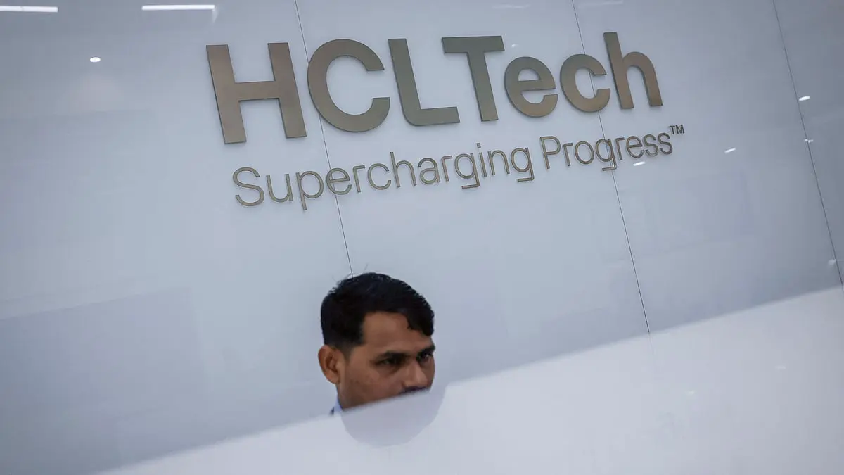 HCLTech to hire 11,000 freshers; elite cadre gets Rs 18 lakh