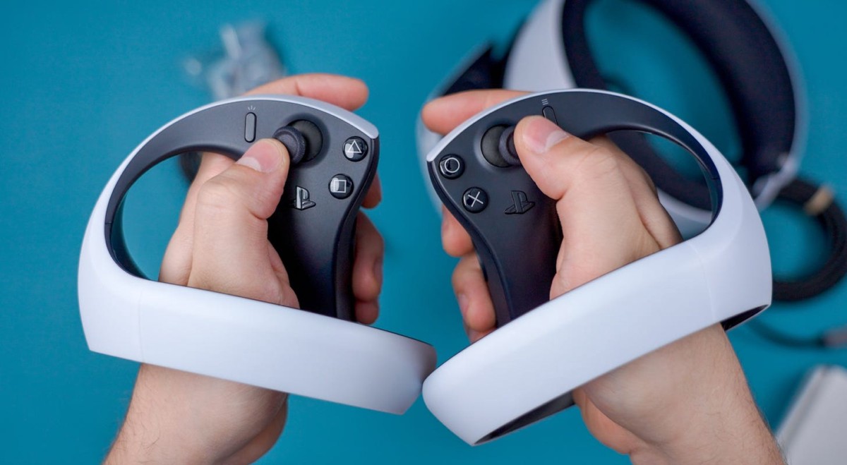 This Exclusive Black Friday Deal Lets You Save $100 On Sony PSVR2 Horizon  Bundle - .com (NASDAQ:AMZN), Dell Technologies (NYSE:DELL) - Benzinga