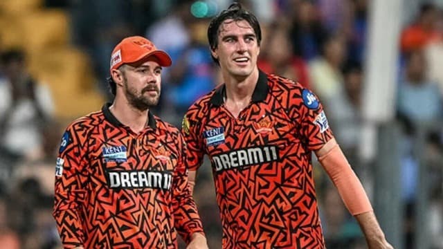 🏏पैट कमिंस 🔥 - ShareChat
