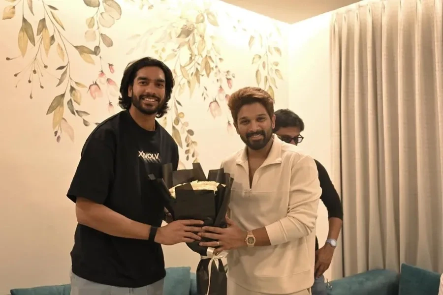 The all-rounder and the icon: Venkatesh Iyer meets Allu Arjun | Dailyhunt