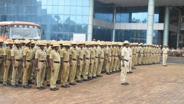 ಶಿಕ್ಷಣವೇ ಬೆಳಕು, ಶ್ರೀ ಮಂಜುನಾಥ ನವೋದಯ ತರಬೇತಿ ಕೇಂದ್ರ, ಸಿದ್ದೇಶ್ವರ ಕಾಲೇಜು, ಅರಸೀಕೆರೆ. 🌄📖🏠 - ShareChat