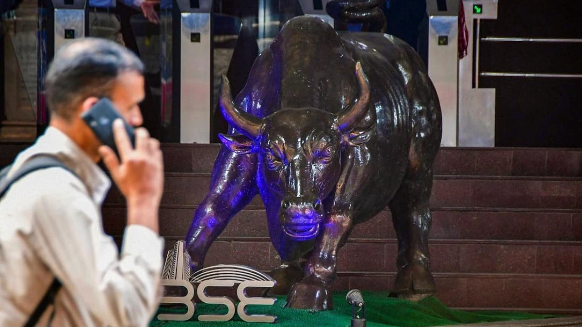 Stock markets end marginally higher on buying in IT counters | Dailyhunt