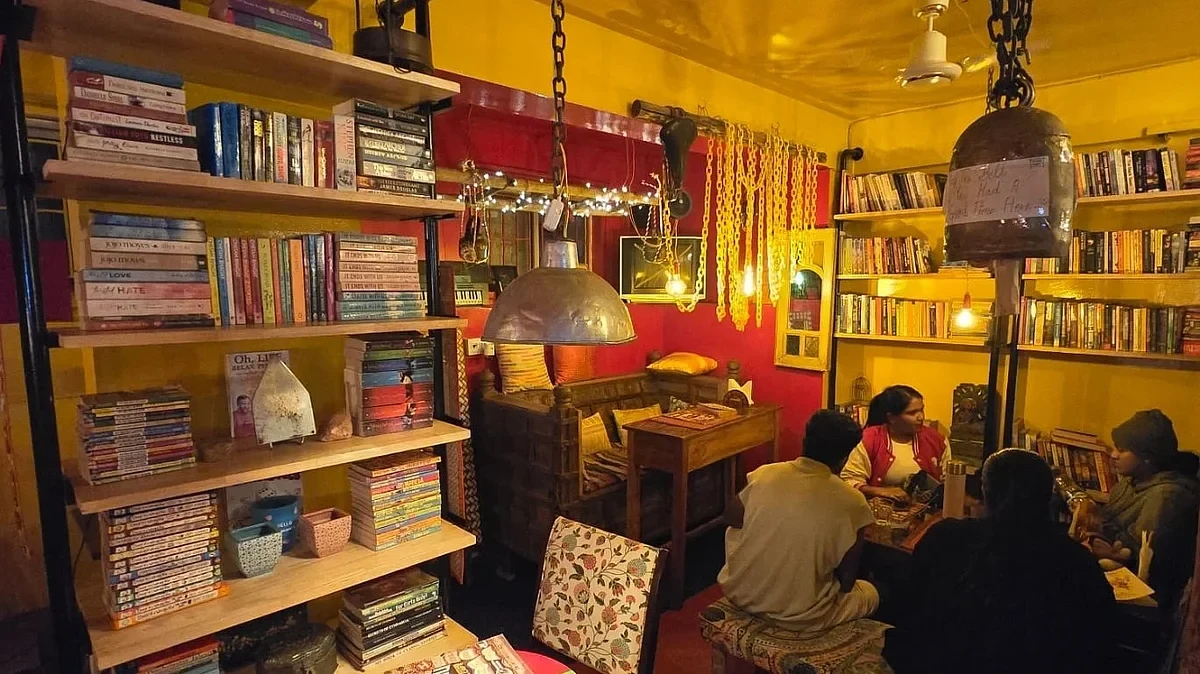 Cuppa lit: Bengaluru book cafes see a spike | Dailyhunt