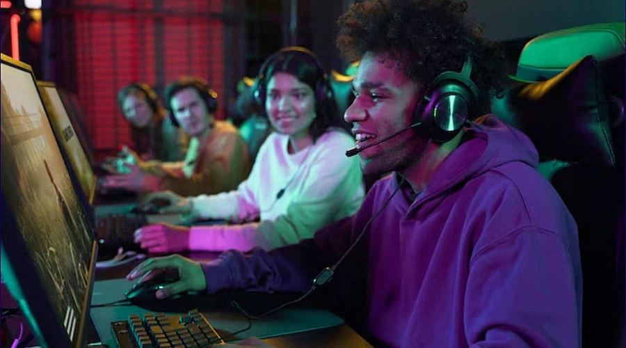 Does Touchscreen Gaming Blur the Line Between Casual and Hardcore ...