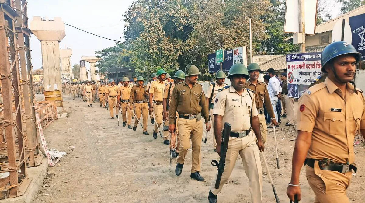 ಅಮರಾವತಿ ಬಂದ್ ವೇಳೆ ಮುಸ್ಲಿಮರ ಎರಡು ಅಂಗಡಿಗಳಿಗೆ ಬೆಂಕಿ ಹಚ್ಚಿದ ದುಷ್ಕರ್ಮಿಗಳು: ಆರೋಪ, 60 ಮಂದಿಯ ಸೆರೆ