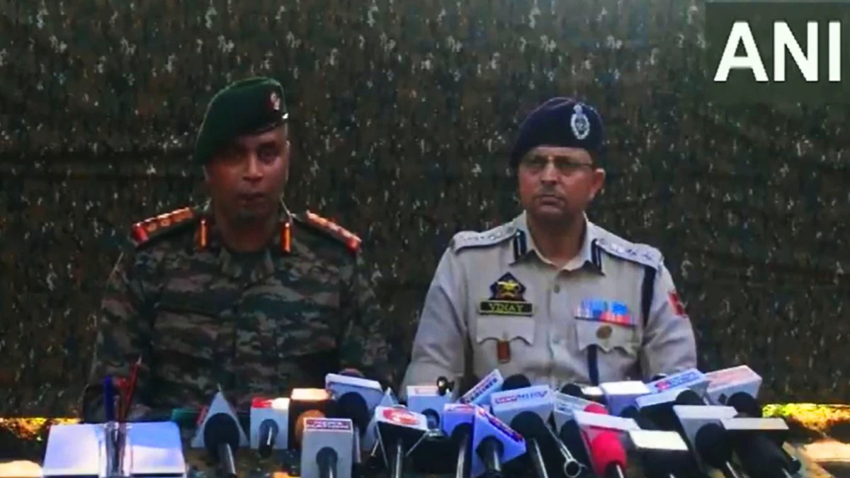 LOC में घुसपैठ कर रहे आतंकी को सेना ने किया ढेर, एक घायल आतंकी भागने में हुआ कामयाब