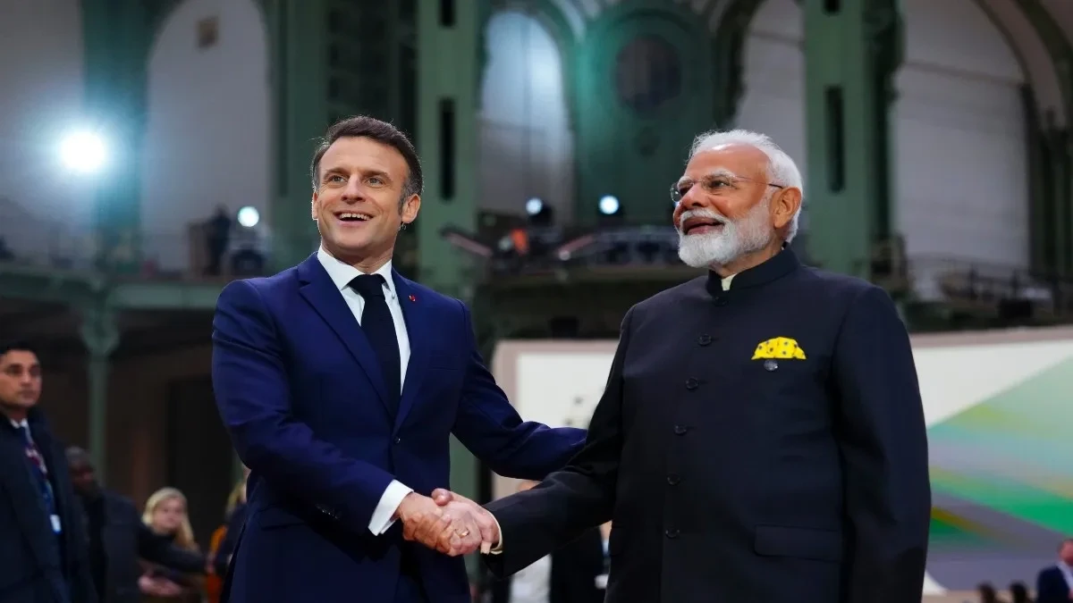 ভারতে তৈরি হবে এয়ারবাস এইচ ১২৫ হেলিকপ্টার: মোদী ও ম্যাক্রোঁর বড় ঘোষণা