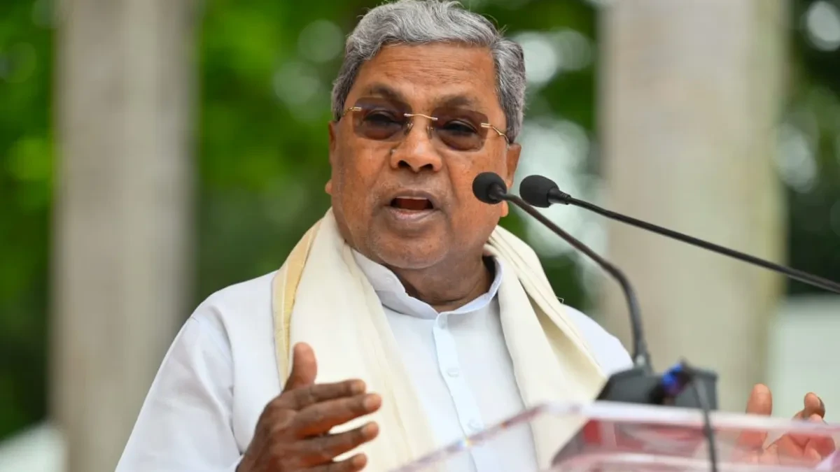 ಕೊನೆಗೂ ಕಬ್ಬು ಬೆಳೆಗಾರರ ಹೋರಾಟಕ್ಕೆ ಮಣಿದ ಸರ್ಕಾರ; ಪ್ರತಿ ಟನ್ ಕಬ್ಬಿಗೆ ರೂ.3,200 ನೀಡಲು ನಿರ್ಧಾರ: ಸಿದ್ಧರಾಮಯ್ಯ ಘೋಷಣೆ