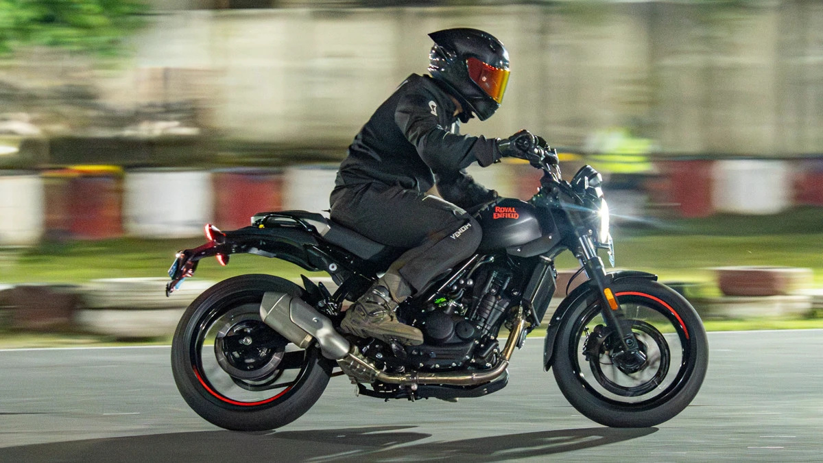 Royal Enfield Guerrilla 450: Booking GuideFeatures