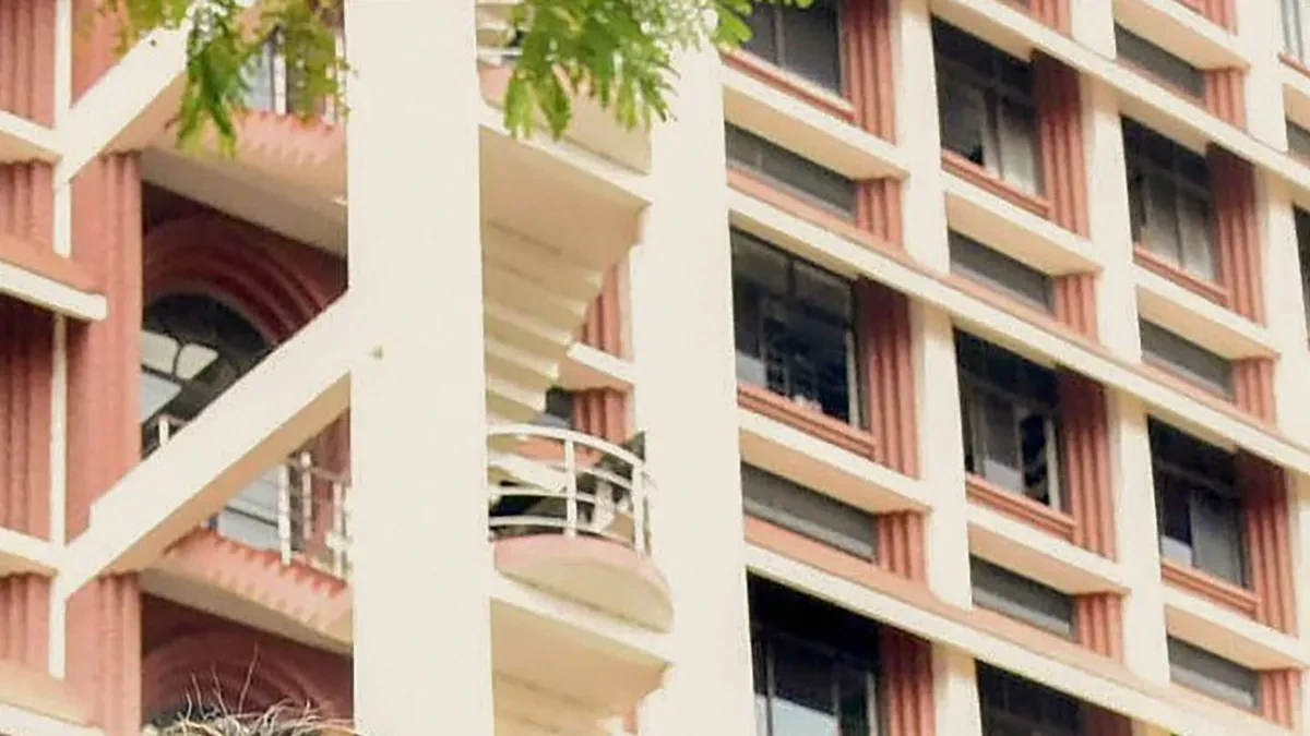 ইস্তফা গ্রহণ বাধ্যতামূলক, কর্মীকে জোর করে আটকে রাখা যাবে না: কেরালা হাইকোর্ট