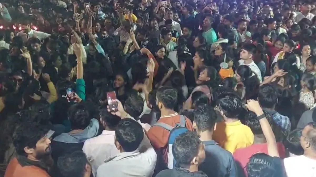 ಬೆಳಗಾವಿ ಗಣಪತಿ ವಿಸರ್ಜನಾ ಮೆರವಣಿಯಲ್ಲಿ ಮೂವರು ವಿದ್ಯಾರ್ಥಿಗಳಿಗೆ ಚಾಕು ಇರಿತ