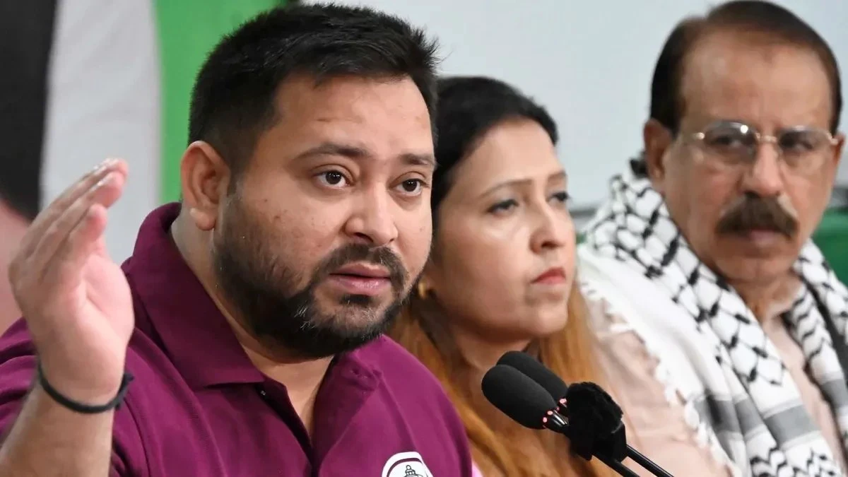 জীবিকা দিদিদের জন্য তেজস্বীর মাস্টারস্ট্রোক! স্থায়ীকরণ সহ বেতনের প্রতিশ্রুতি ৩০ হাজার জীবিকা দিদিদের জন্য তেজস্বীর মাস্টারস্ট্রোক! স্থায়ীকরণ সহ বেতনের প্রতিশ্রুতি ৩০ হাজার