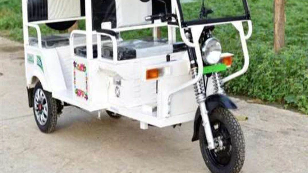 यूपी में नहीं चलेगा अवैध ई-रिक्शा, इन 20 जिलों को नोटिस जारी, सीएम योगी ने दिए हैं सख्त निर्देश