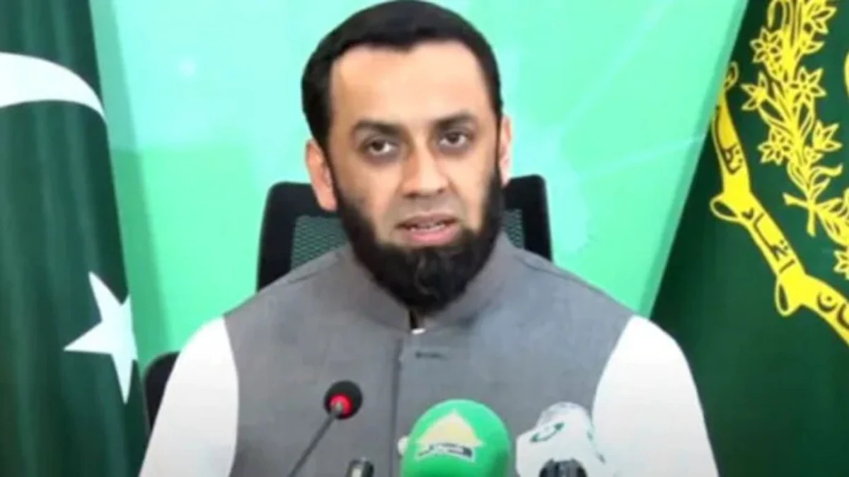 पाकिस्तान की उड़ी नींद, रात डेढ़ बजे PC कर बोले सूचना मंत्री तरार, 'भारत 24 से 36 घंटे में हमला करने वाला है'
