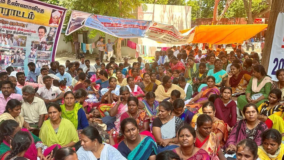 இடைநிலை ஆசிரியர்கள் போராட்டத்துக்கு தீர்வு காண கோரிய வழக்கு முடித்துவைப்பு