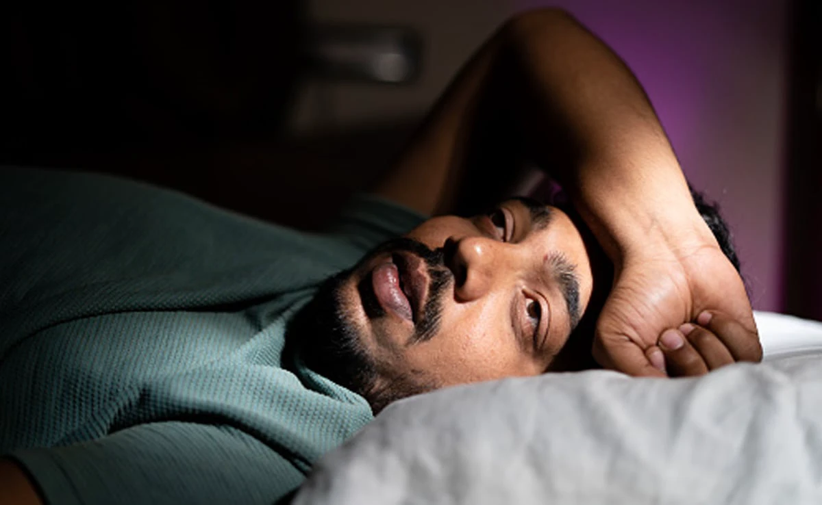 नींद न आने की समस्या अब नहीं करेगी परेशान, जानें डॉक्टर की 5 आसान टिप्स नींद न आने की समस्या अब नहीं करेगी परेशान, जानें डॉक्टर की 5 आसान टिप्स