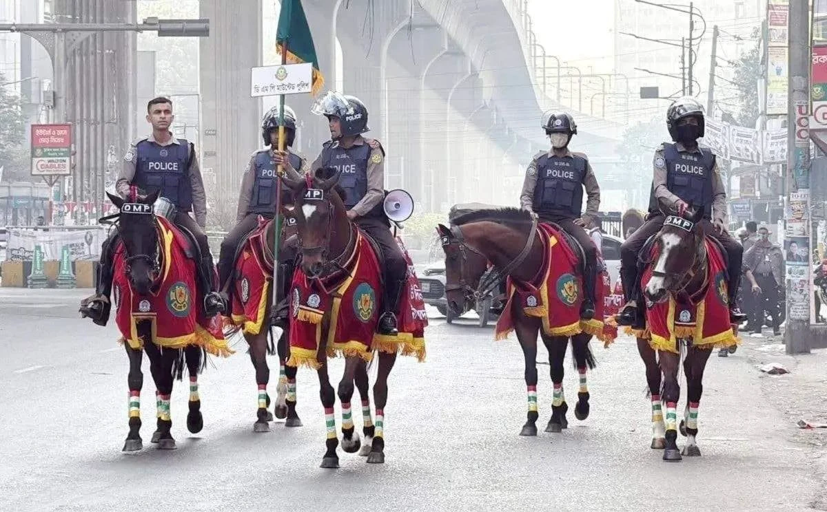 ভোটের রাজপথে এবার ভারতীয় ঘোড়া আপনার নিরাপত্তায়
