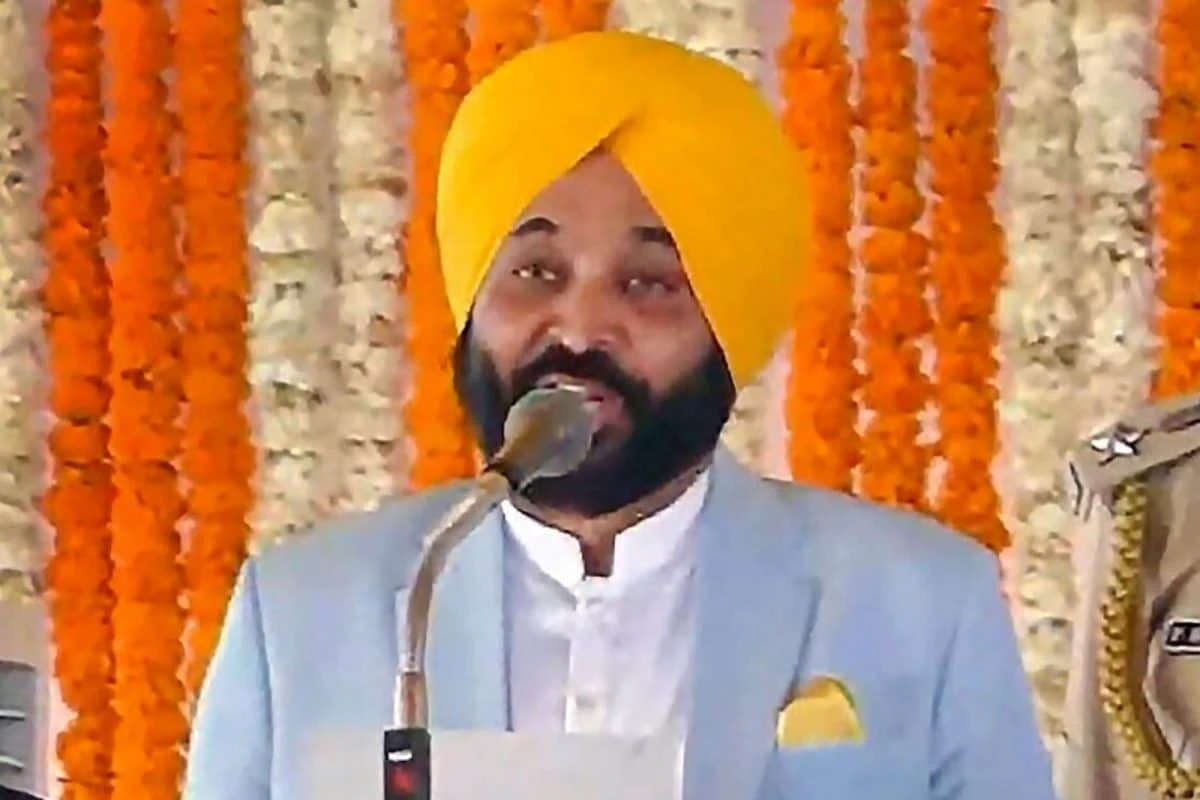 Punjab Health Minister Vijay Singla Arrested After 'Concrete Proof' of Graft; CM Mann Dismisses Him
