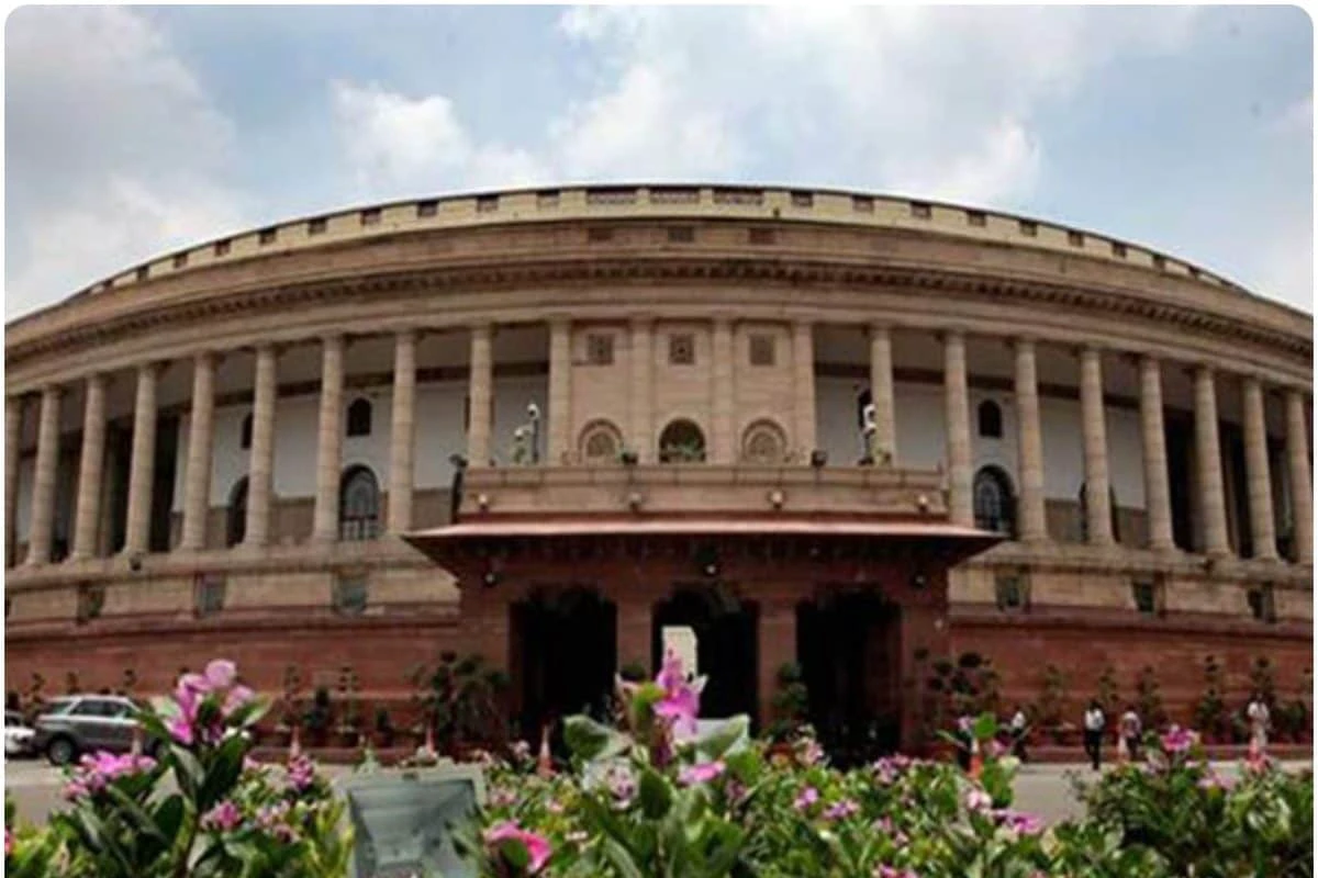 Monsoon Session: संसद का मानसून सत्र कल से हो रहा शुरू, आज बुलाई गई सर्वदलीय बैठक, सदन चलाने को लेकर होगी चर्चा