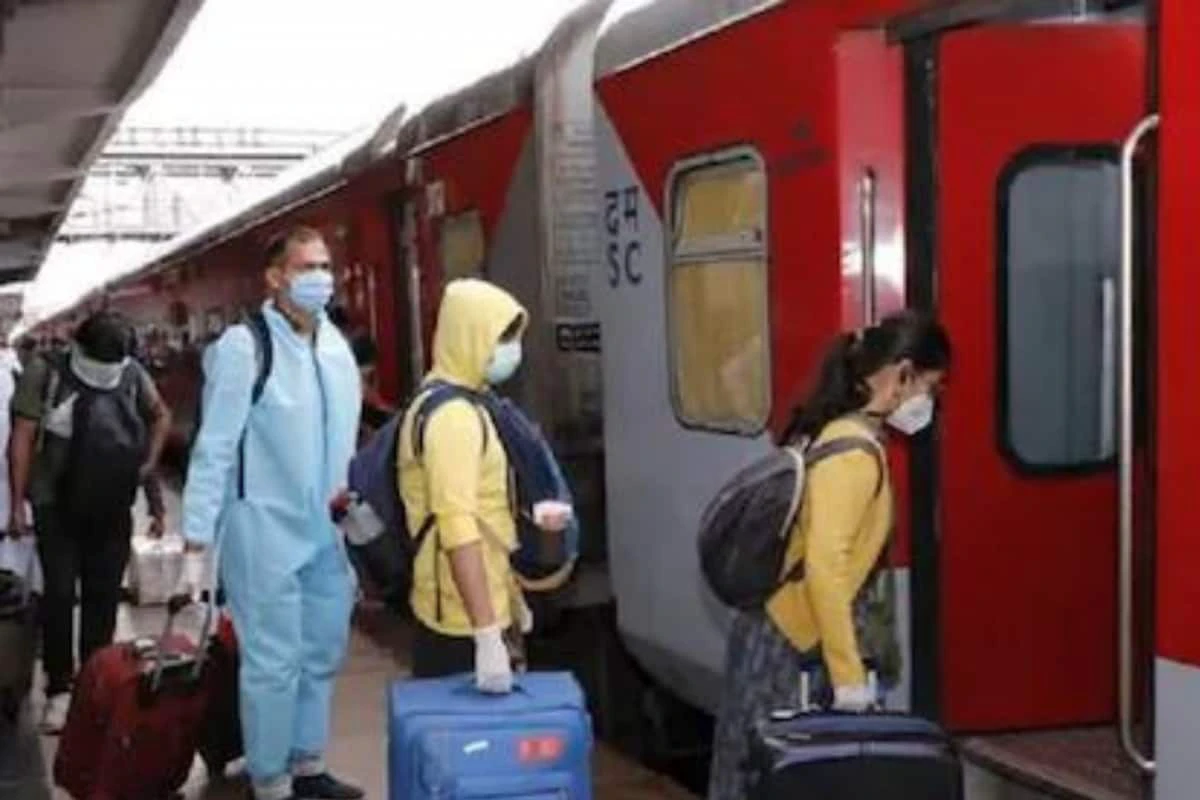 Indian Railways Clarifies on Luggage Policy, Says 'No Change Has Been Made in the Recent Past'