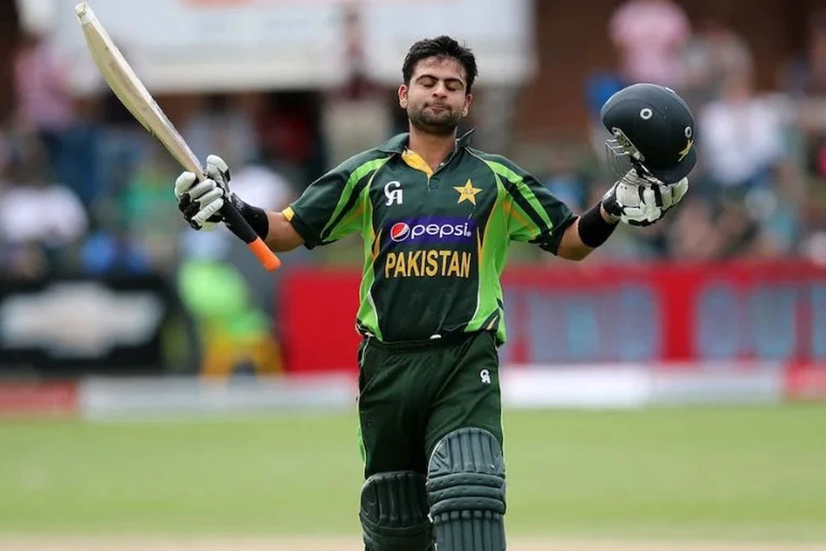 বিরাট কোহলির সঙ্গে তুলনা থেকে এখন ব্রাত্য, ভারত-পাক ম্যাচের আগে কান্নায় ভেঙে পড়লেন পাক তারকা