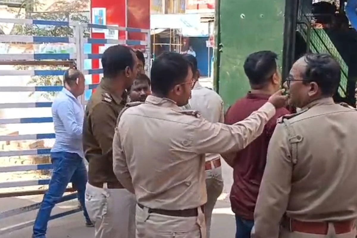 মধ্যমগ্রামে হোমের তালা ভেঙে পলাতক ৭ বাংলাদেশি-সহ ১০ আবাসিক উদ্ধার