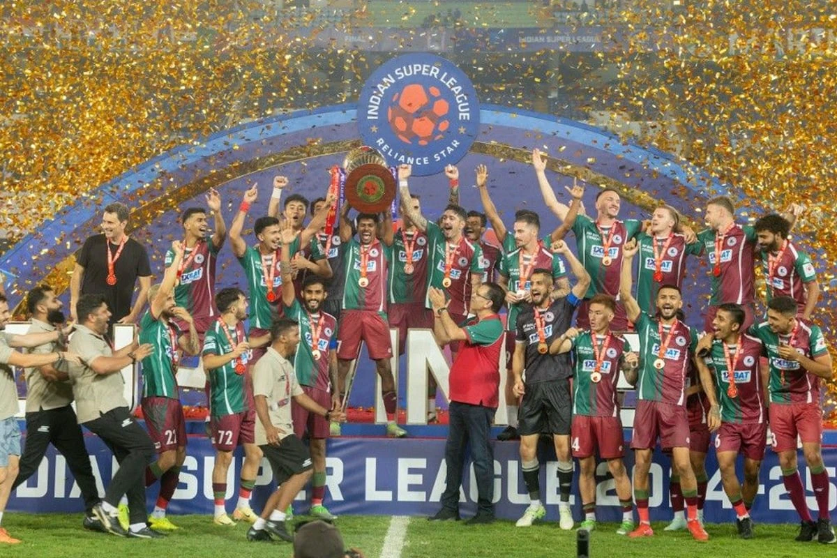 মুখ্যমন্ত্রীর বড় ঘোষণা: ইস্টবেঙ্গলের পর এবার নিখরচায় যুবভারতীতে নামছে মোহনবাগান!