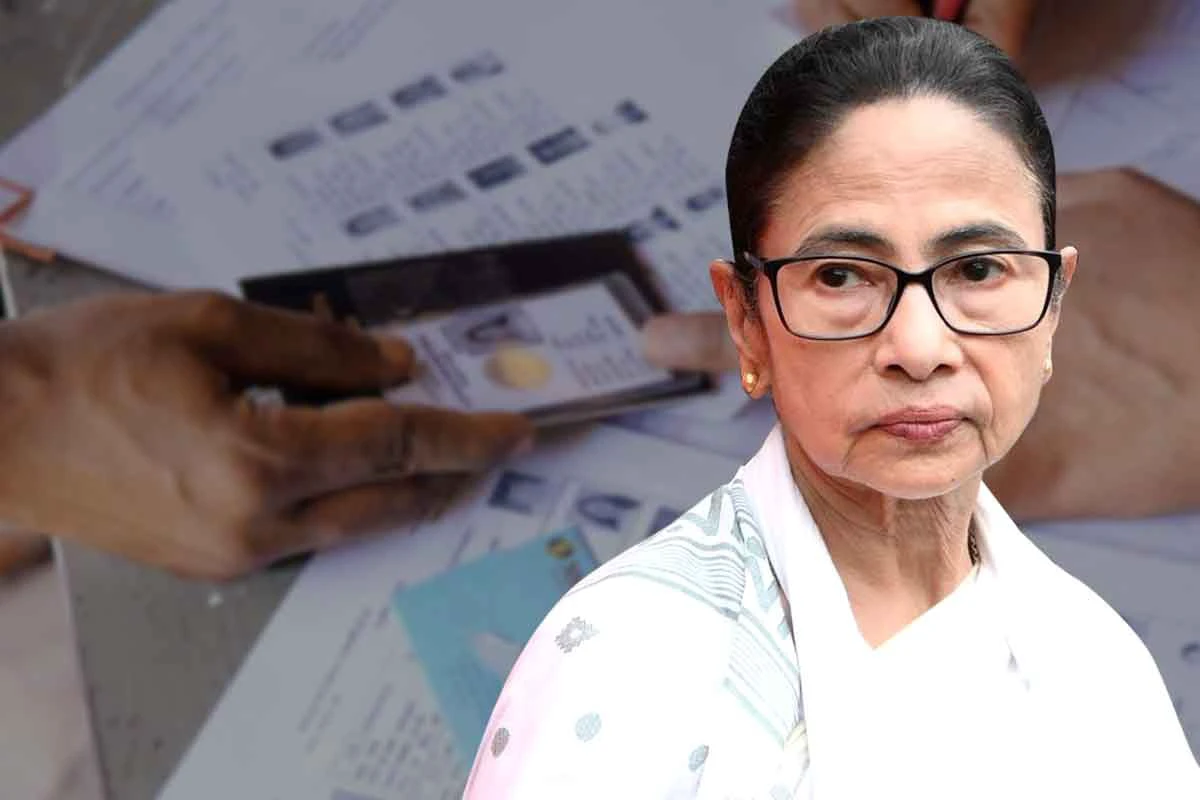 ভোটার তালিকায় নাম বাদ যাওয়ার প্রতিবাদে ধরনায় বসছেন মমতা: কড়া হুঁশিয়ারি অভিষেকের