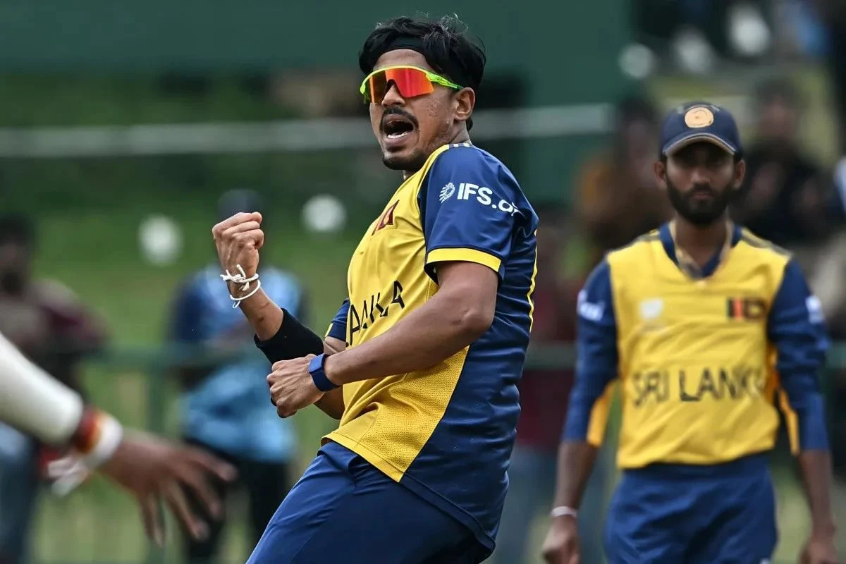 শ্রীলঙ্কার ঝোড়ো ব্যাটিংয়ে চুরমার ওমান