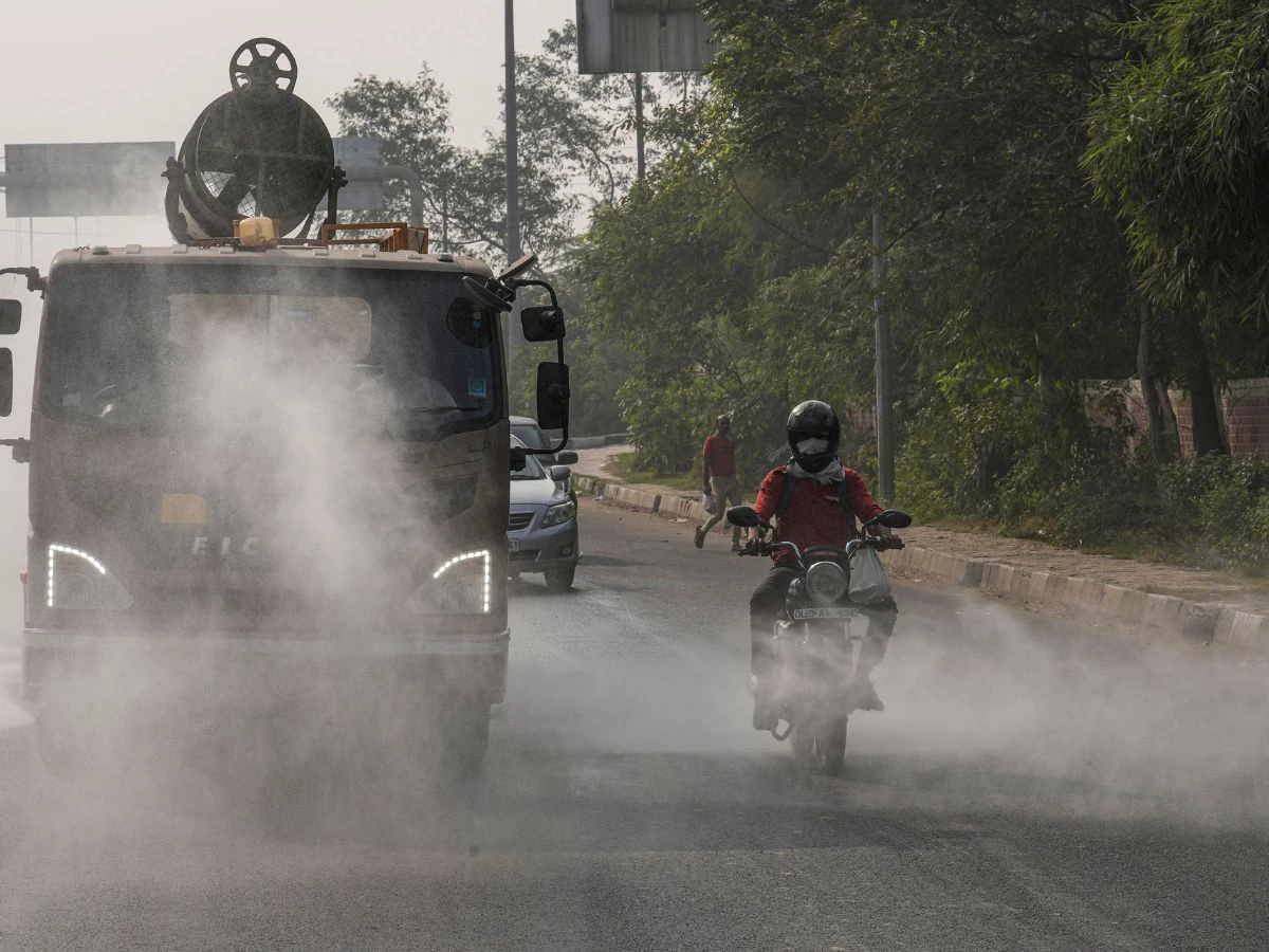Delhi: Air Quality Dips To 'Very Poor' Category Again, Construction Work To Remain Banned