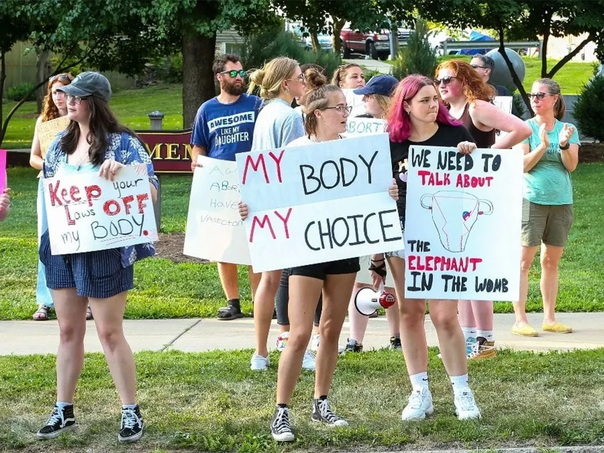 Women Boycott Sex: Protest Against Trump's Win