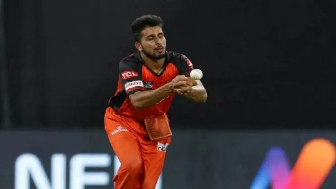 IPL 2022   Umran Malik ने किया अनोखा कारनामा, लगातार 14 मैचों में फेंकी सबसे तेज गेंद