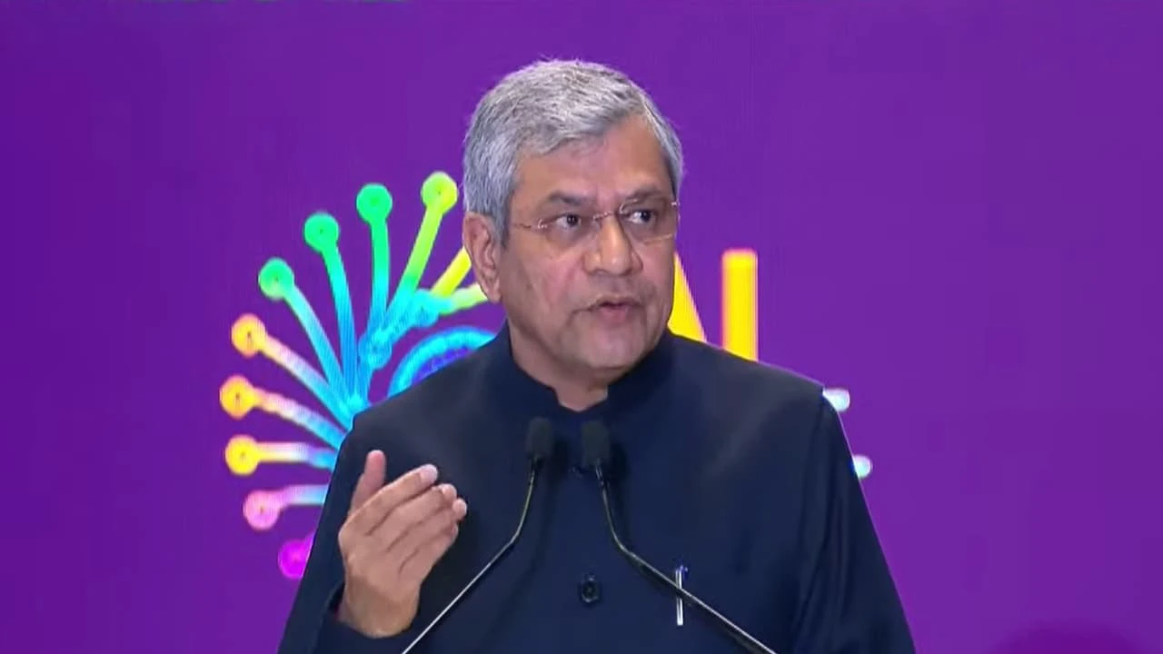 দিল্লিতে ফ্রন্টিয়ার AI চুক্তি: বিশ্বসেরা প্রযুক্তি সংস্থাগুলিকে এক ছাতায় আনল ভারত