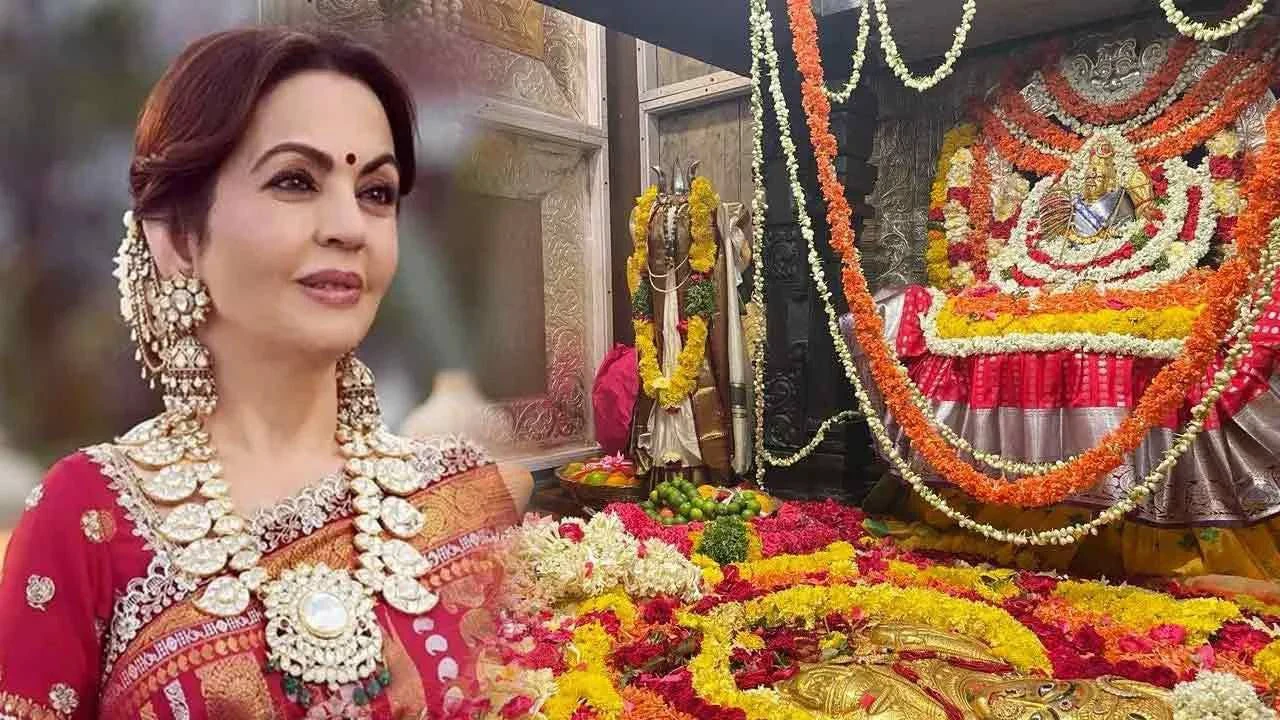 Yellamma Temple: ಯಲ್ಲಮ್ಮ ದೇವಸ್ಥಾನಕ್ಕೆ 1ಕೋಟಿ ರೂ. ದೇಣಿಗೆ ನೀಡಿದ ನೀತಾ ಅಂಬಾನಿ; IPL ಪಂದ್ಯಕ್ಕೂ ಮುನ್ನ ಪ್ರತೀ ಬಾರಿ ಇಲ್ಲಿಗೆ ಭೇಟಿ