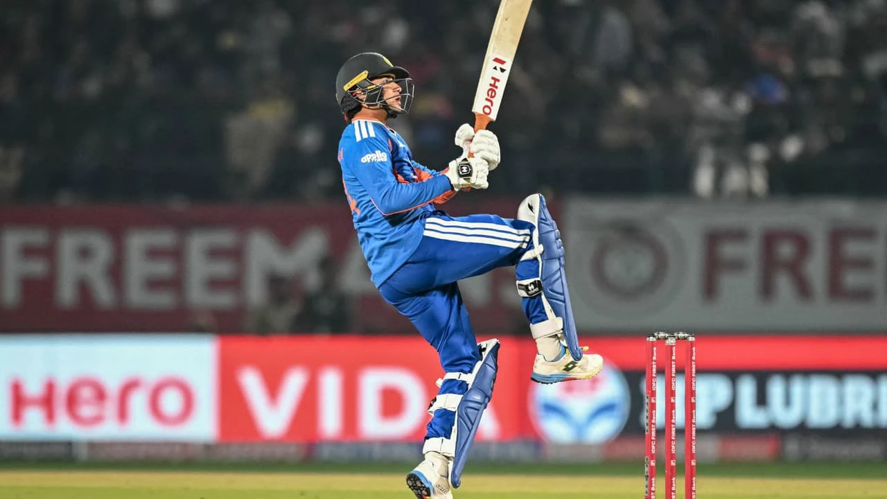 गिल बाहर! 2026 वर्ल्ड कप में अभिषेक का जोड़ीदार कौन? शास्त्री ने दिया बड़ा बयान