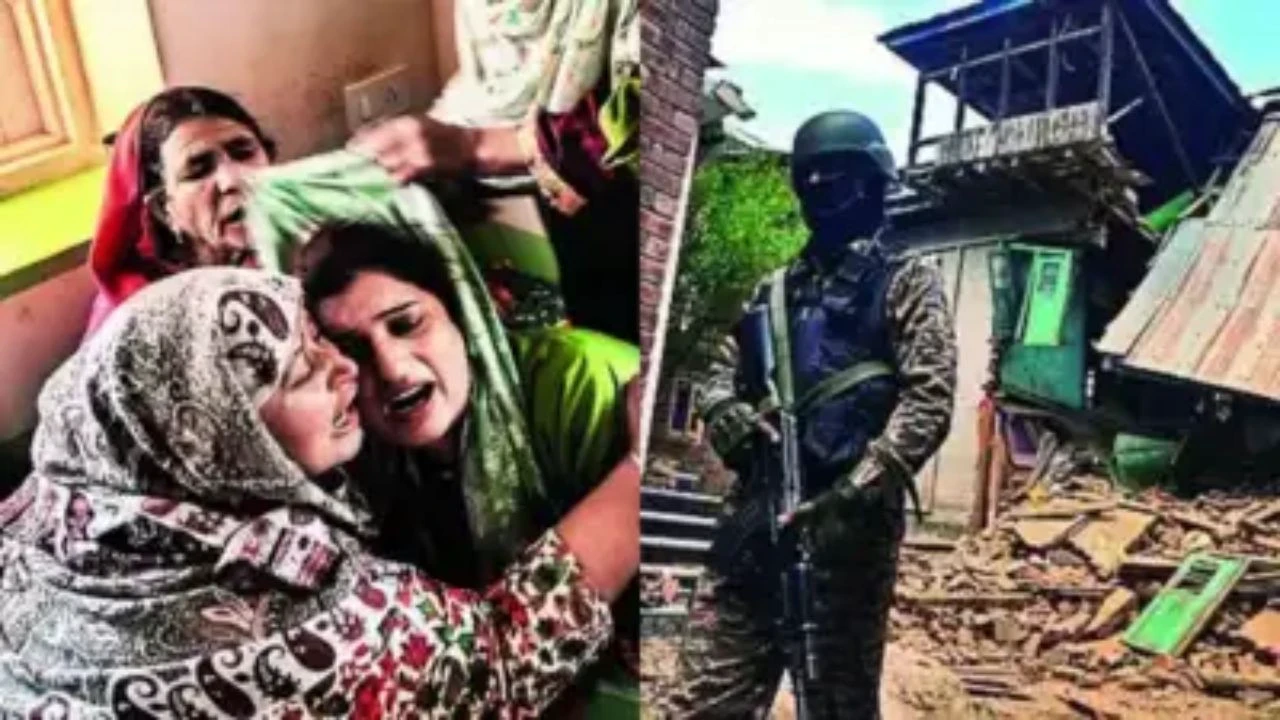 Pahalgam Attack: बेटे की करतूतों का खामियाजा भुगत रहा परिवार, आदिल के घर पर चला बुलडोजर; मां की चीख- 'सरेंडर कर ले बेटा'