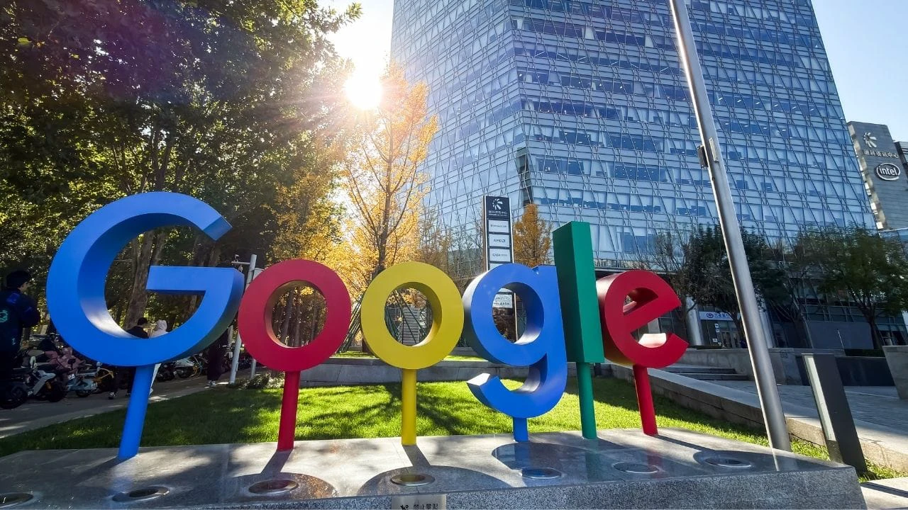 গুগলের নতুন চালে সাধারণ কর্মীদের ওপর বড়সড় প্রভাব পড়ার আশঙ্কা