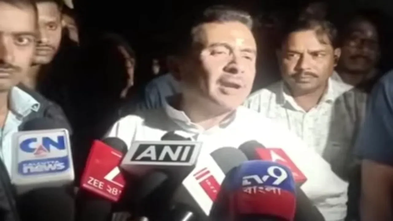 ভাতা বন্ধের হুমকি ও পাল্টাপাল্টি হুঁশিয়ারিতে শঙ্কিত আমজনতা