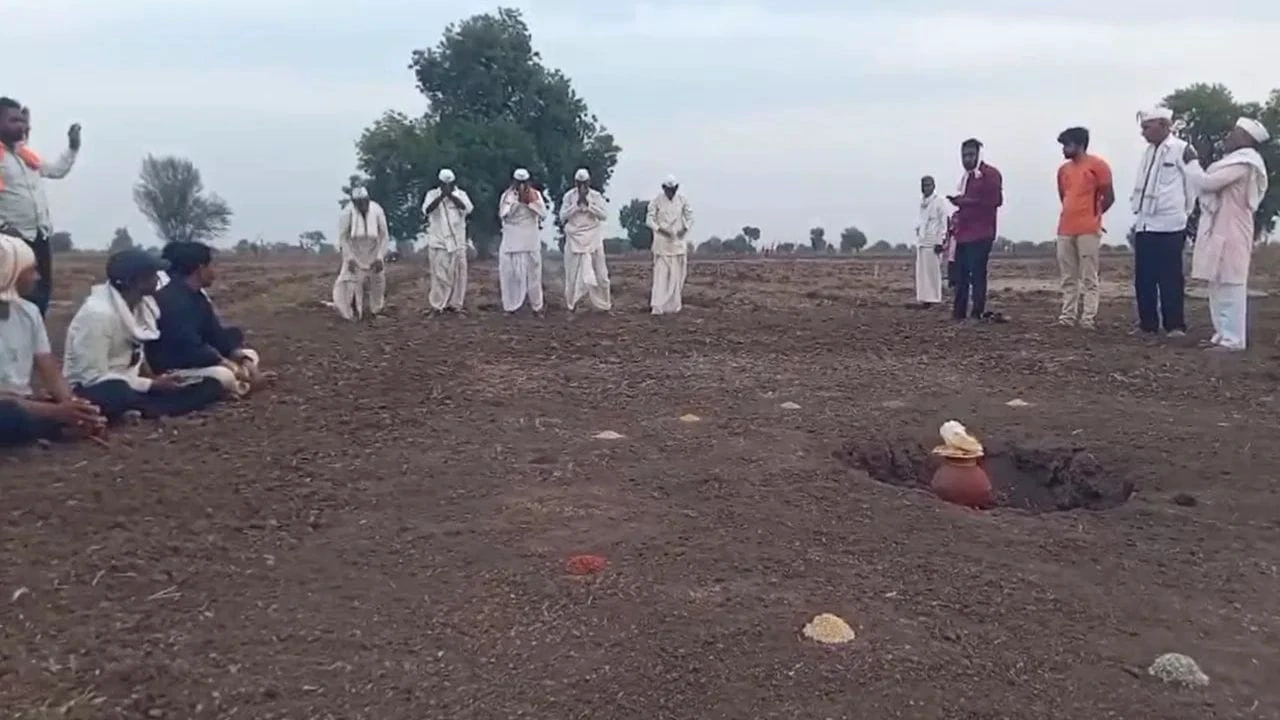 भेंडवाल की भविष्यवाणी में दुश्मन देश के हमले की आशंका और भारी बारिश का संकट!