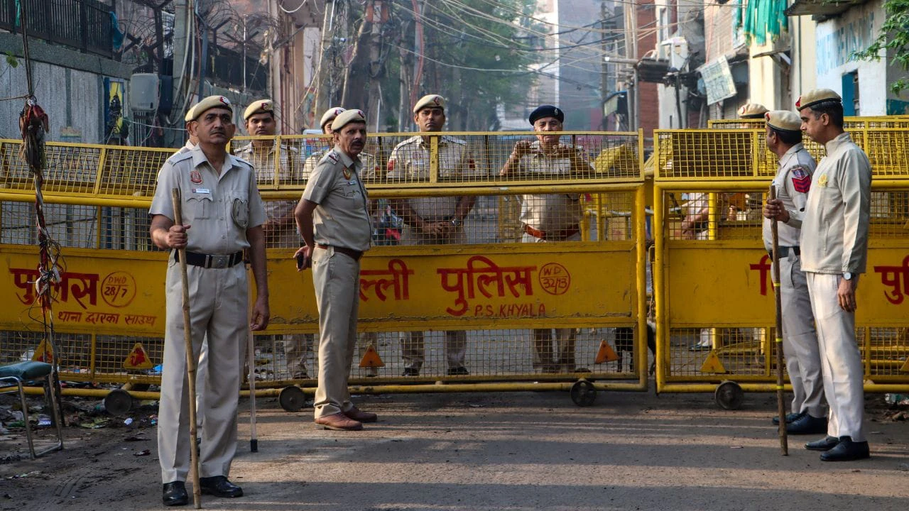 दिल्ली में दिल दहला देने वाली वारदात पीजी के बेड बॉक्स में मिली महिला की लाश