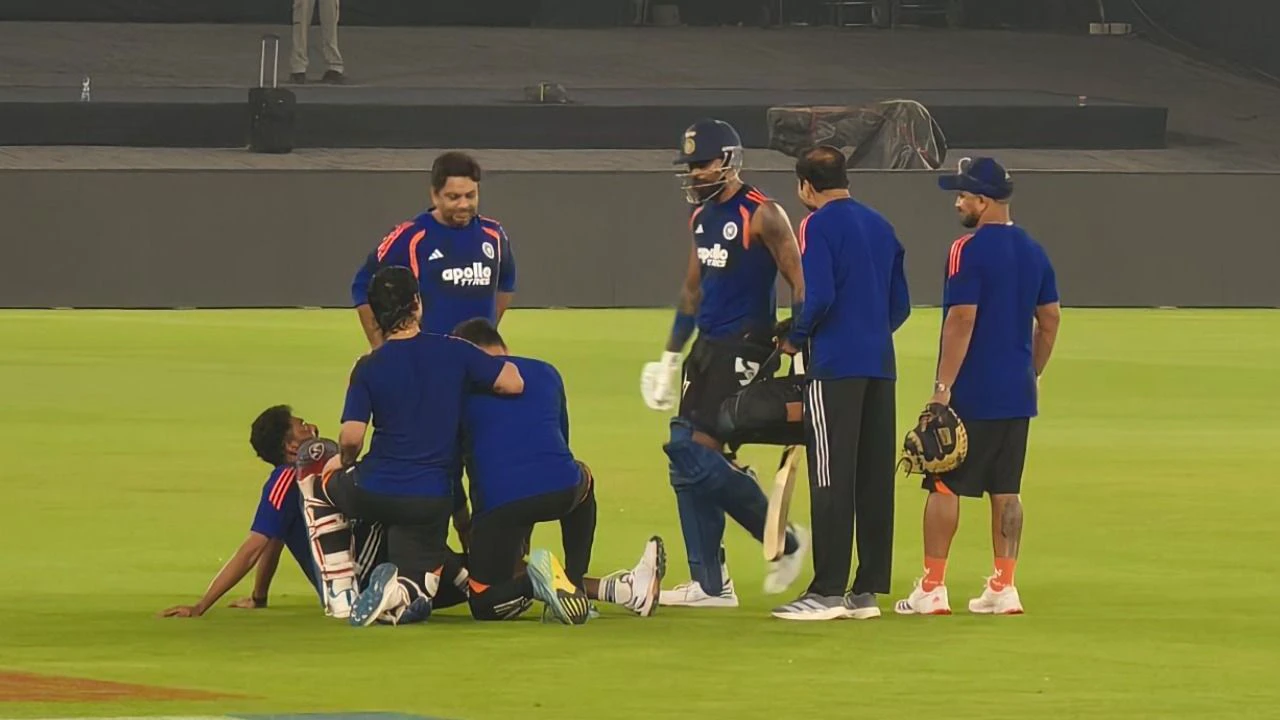 ২০২৬ টি-২০ বিশ্বকাপ: দক্ষিণ আফ্রিকা ম্যাচের আগে চোট পেলেন মহম্মদ সিরাজ