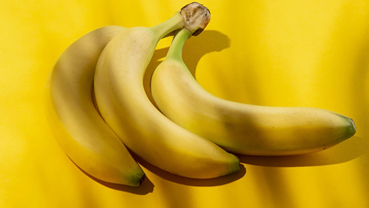 ঝকঝকে হলুদ কলাই ডেকে আনছে মারাত্মক বিপদ আপনিও কি বিষ খাচ্ছেন